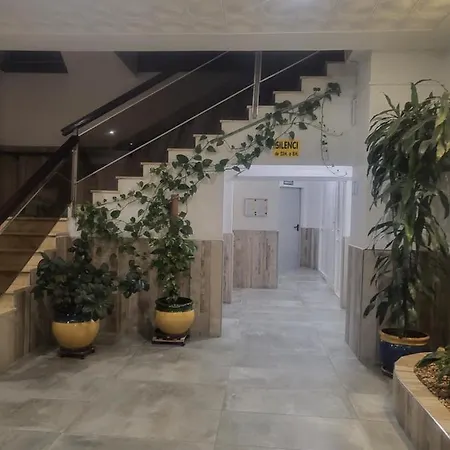 Casa Del Sol アパート